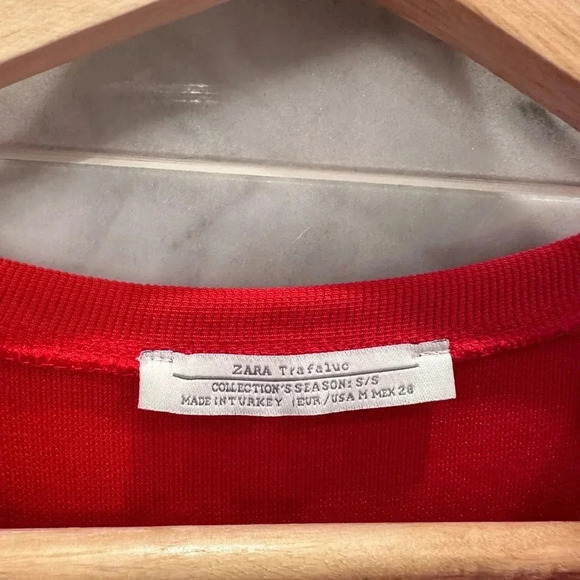 Zara Womens Shift Dress Size M Red Textured Cold Shoulder - Picture 6 of 6